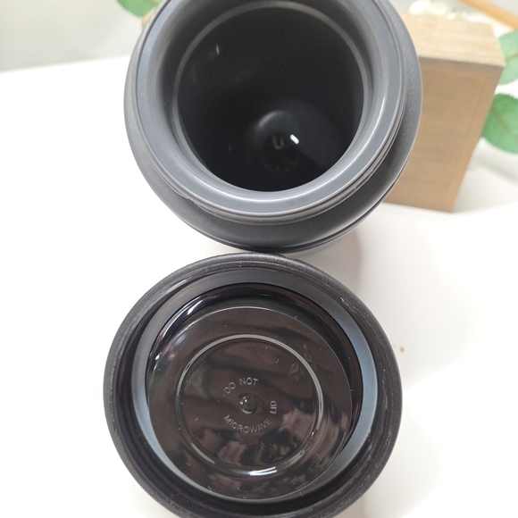 Stanley Charcoal Travel Mug - Picture 5 of 6